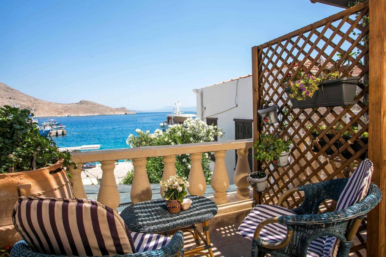 Anna'S House Apartment Chalki Town ภายนอก รูปภาพ