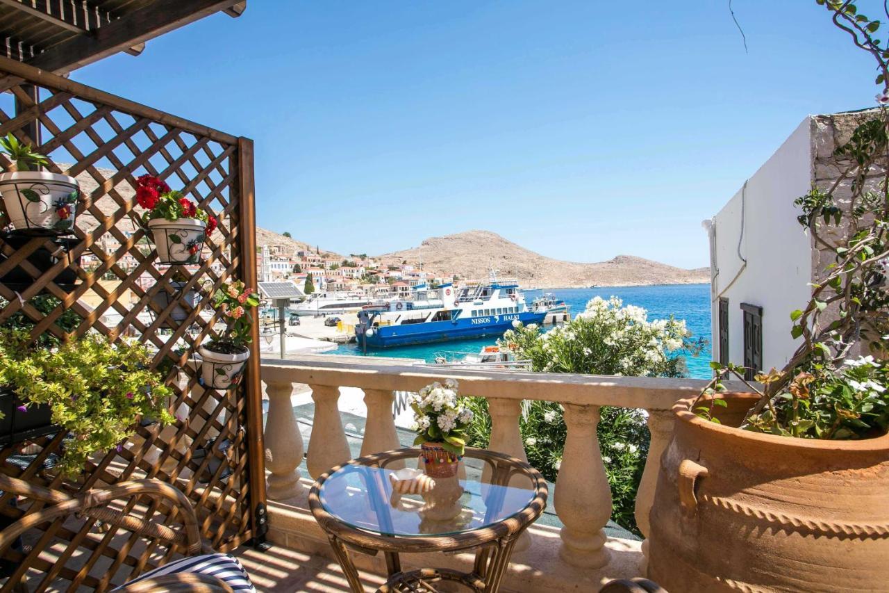 Anna'S House Apartment Chalki Town ภายนอก รูปภาพ