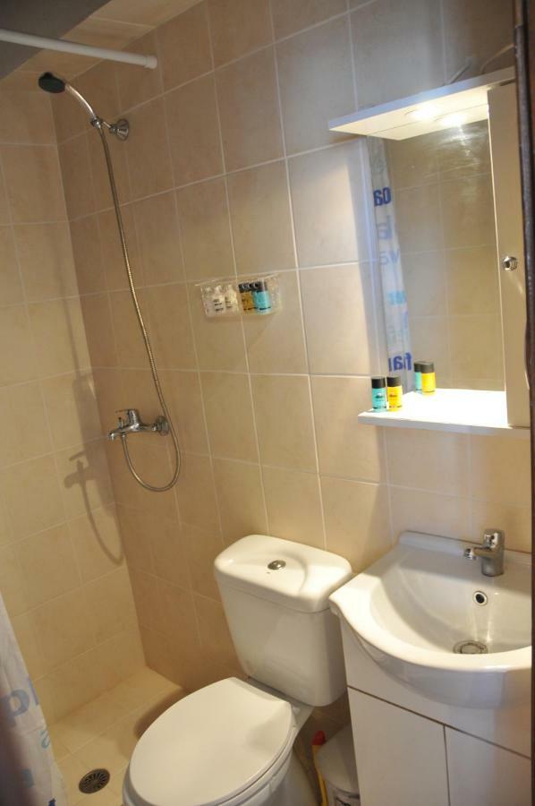 Anna'S House Apartment Chalki Town ภายนอก รูปภาพ