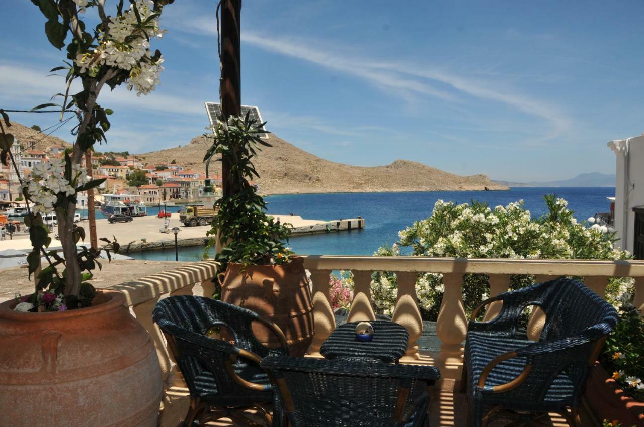 Anna'S House Apartment Chalki Town ภายนอก รูปภาพ